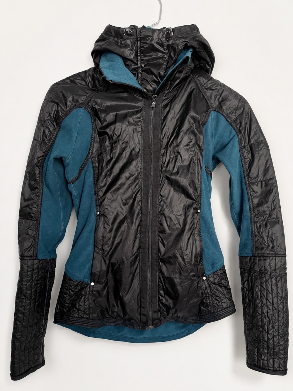 Lululemon Run Bundle Up Jacket Alberta Lake Size 4